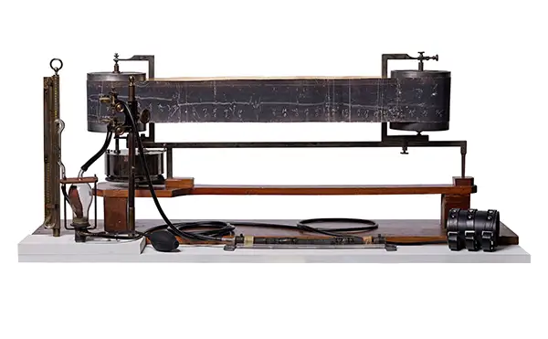 Larson polygraph circa 1921